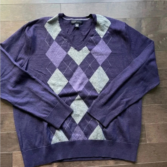 Banana Republic Men’s XL V-neck Sweater and Button Up Shirt - Picture 2 of 9